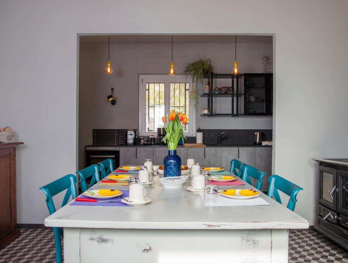 Moncrivel Rooms & Relax Benevello Luaran gambar
