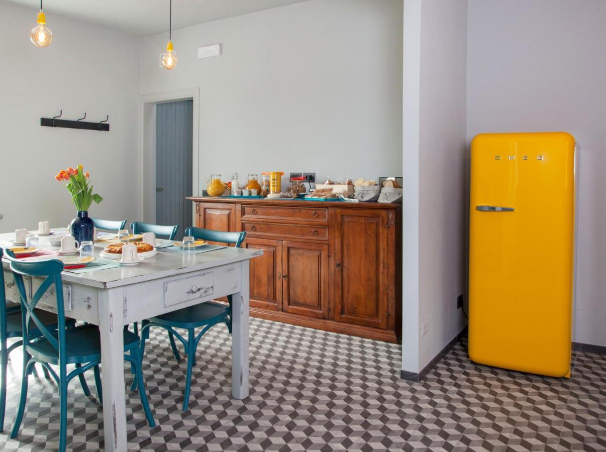 Moncrivel Rooms & Relax Benevello Luaran gambar