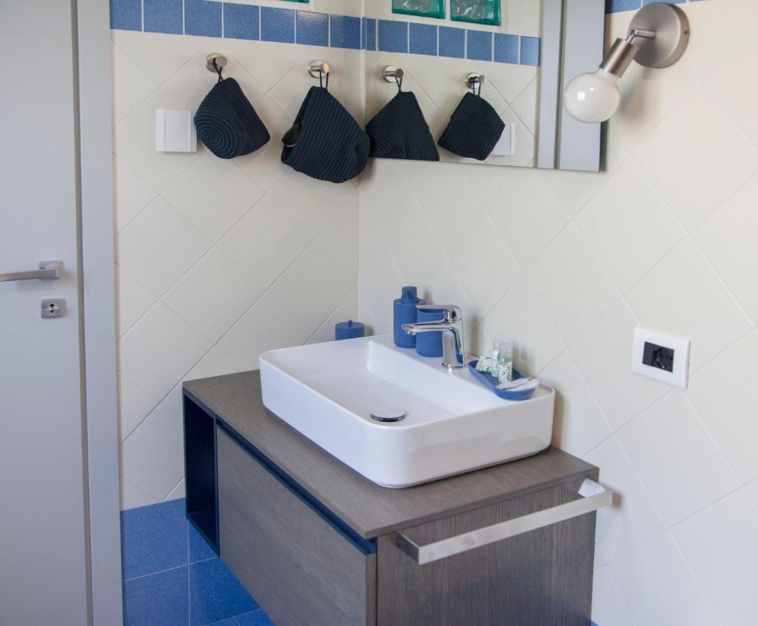 Moncrivel Rooms & Relax Benevello Luaran gambar