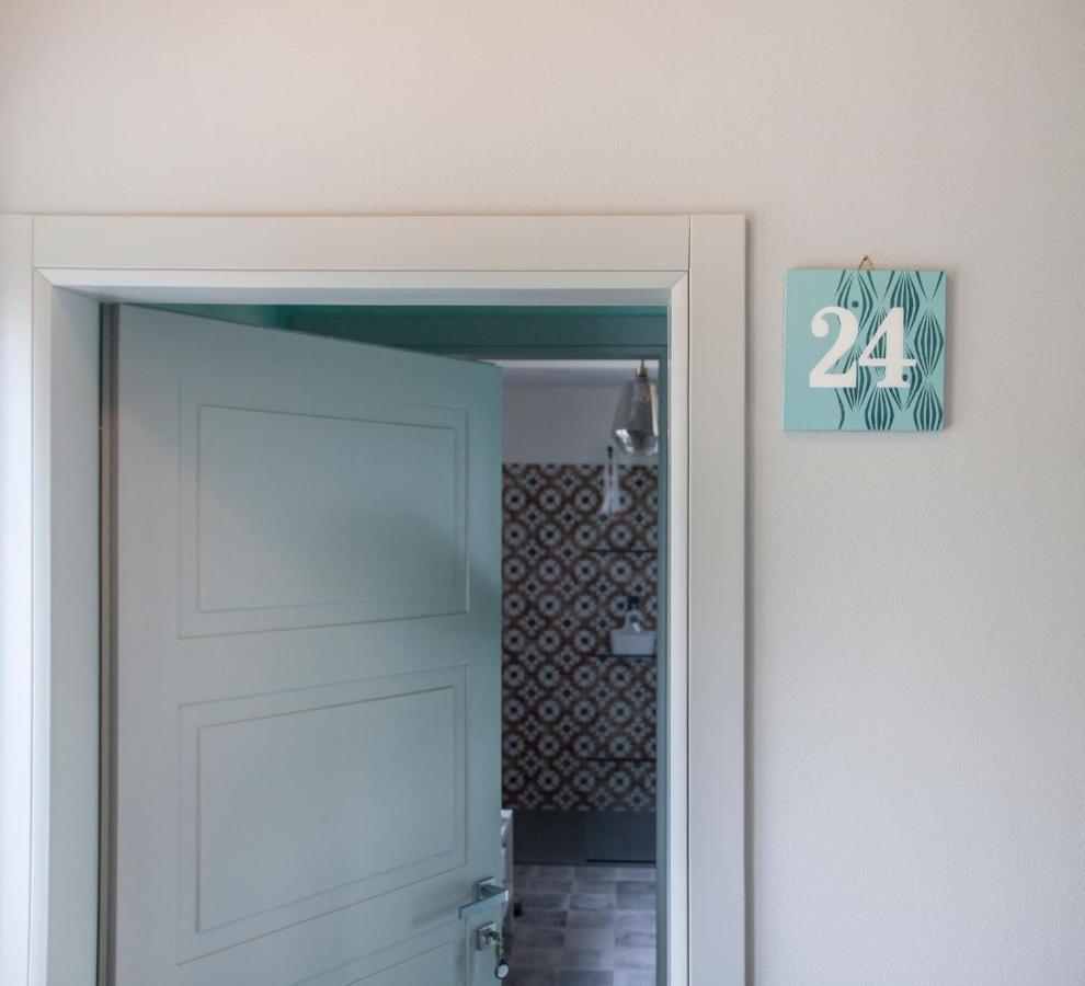 Moncrivel Rooms & Relax Benevello Luaran gambar