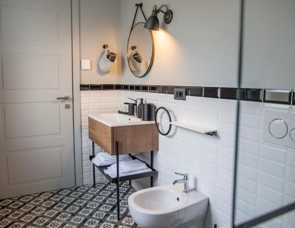 Moncrivel Rooms & Relax Benevello Luaran gambar
